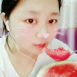 吃小瓜的主播有哪些呢视频,揭秘网络红人的瓜田秘境