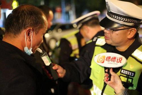 围观路过吃瓜群众视频大全,吃瓜群众视频大全，揭秘网络热点背后的故事