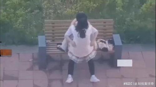 大学情侣视频吃瓜,吃瓜群众热议校园爱情故事